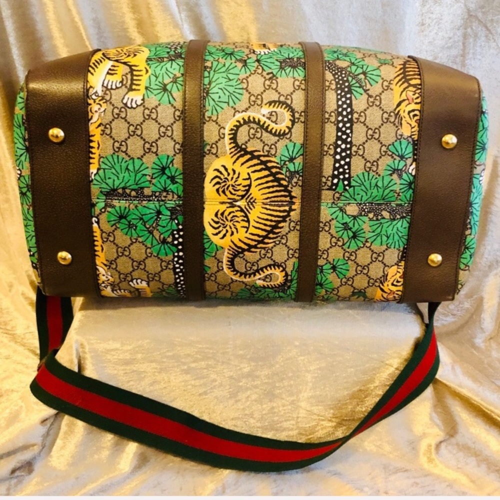 Gucci Bengal GG Supreme Duffel Travel Bag - Picture 3 of 8